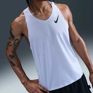 NWT Nike AeroSwift M Dri-FIT Singlet  FN4231-057 Men's Size M Fast Shipping